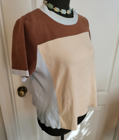 VINTAGE 90s/Y2K STYLE TOP SIZE XL BUT REALLY LOOKS LIKE A MEDIUM - Picture 3 of 5